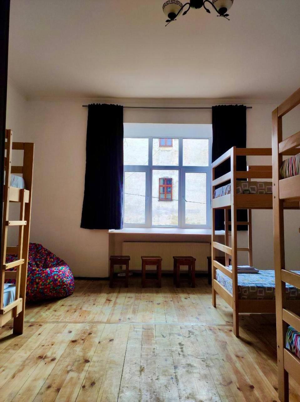 Hostel Europe-U Lviv Exterior photo