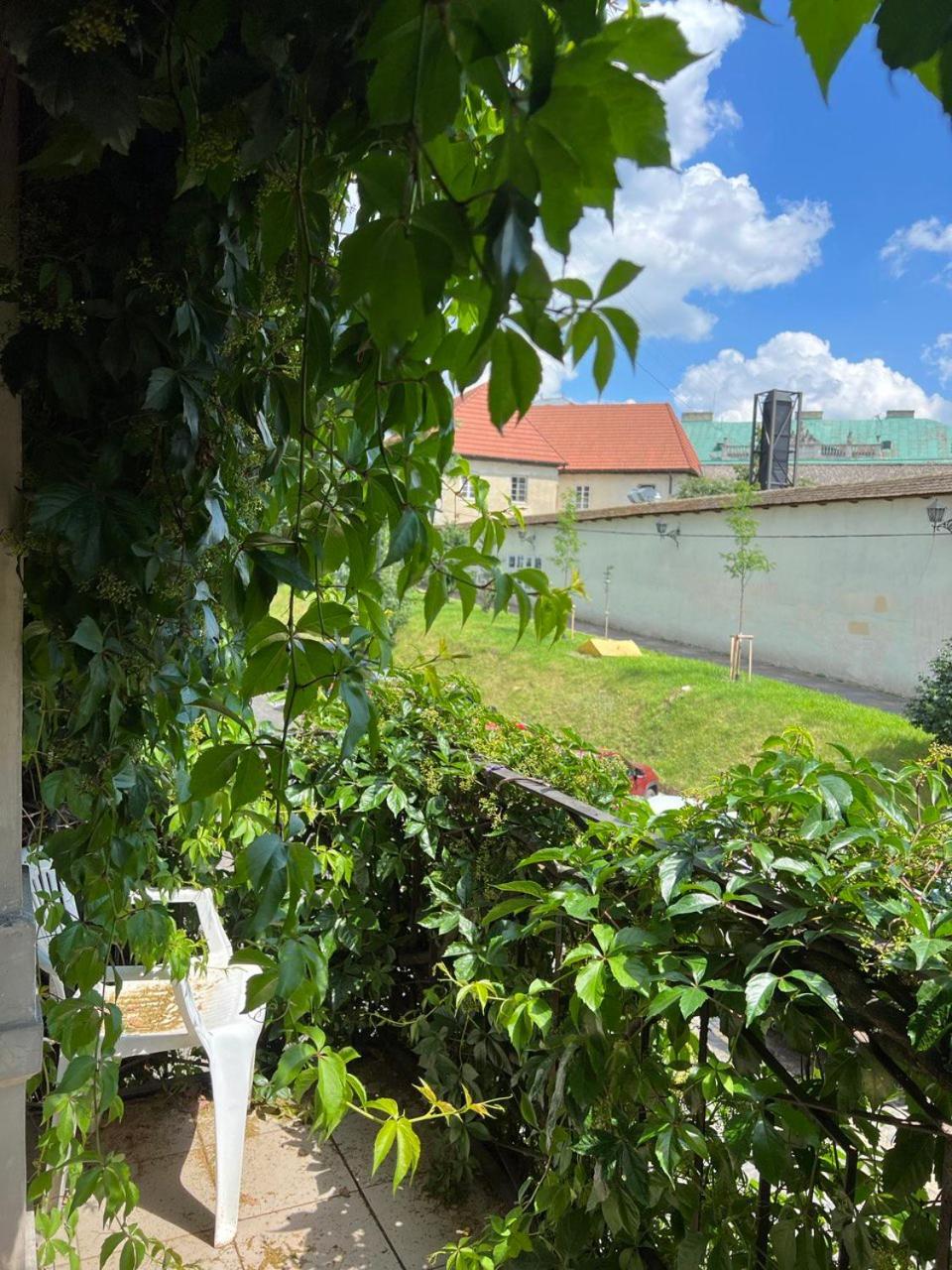 Hostel Europe-U Lviv Exterior photo